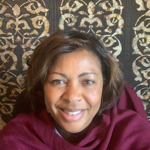 Meet your Posher, Sandi